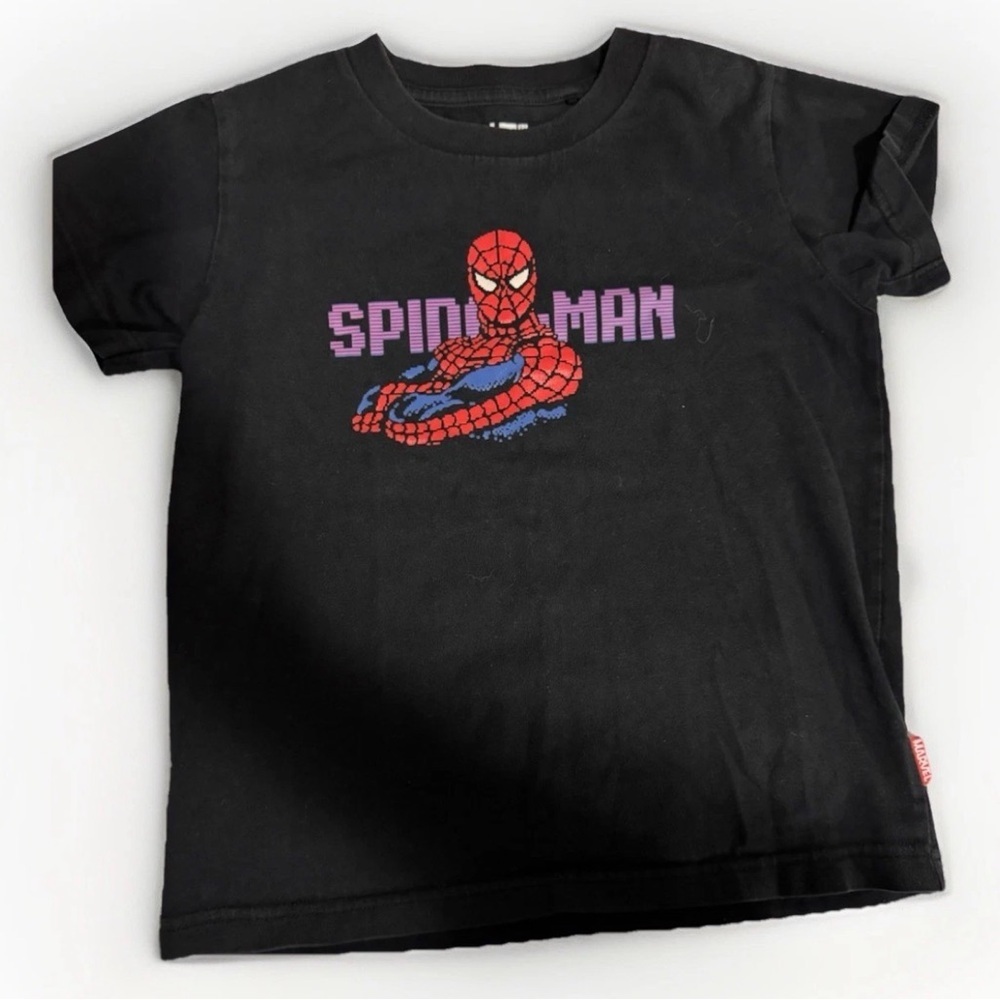 Spider-Man Graphic Tee Boys 5/6 Marvel Black Double Sided